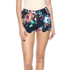 Cute Love Tree Scalloped Floral Navy Shorts